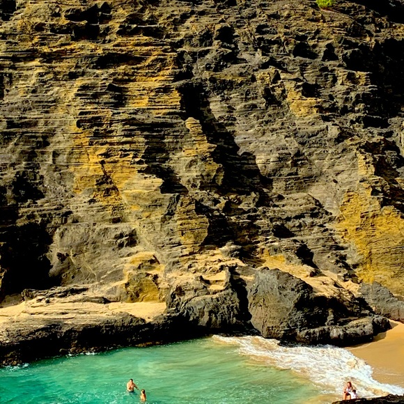 Meet your Posher, Phyllis - Picture 1 of 1